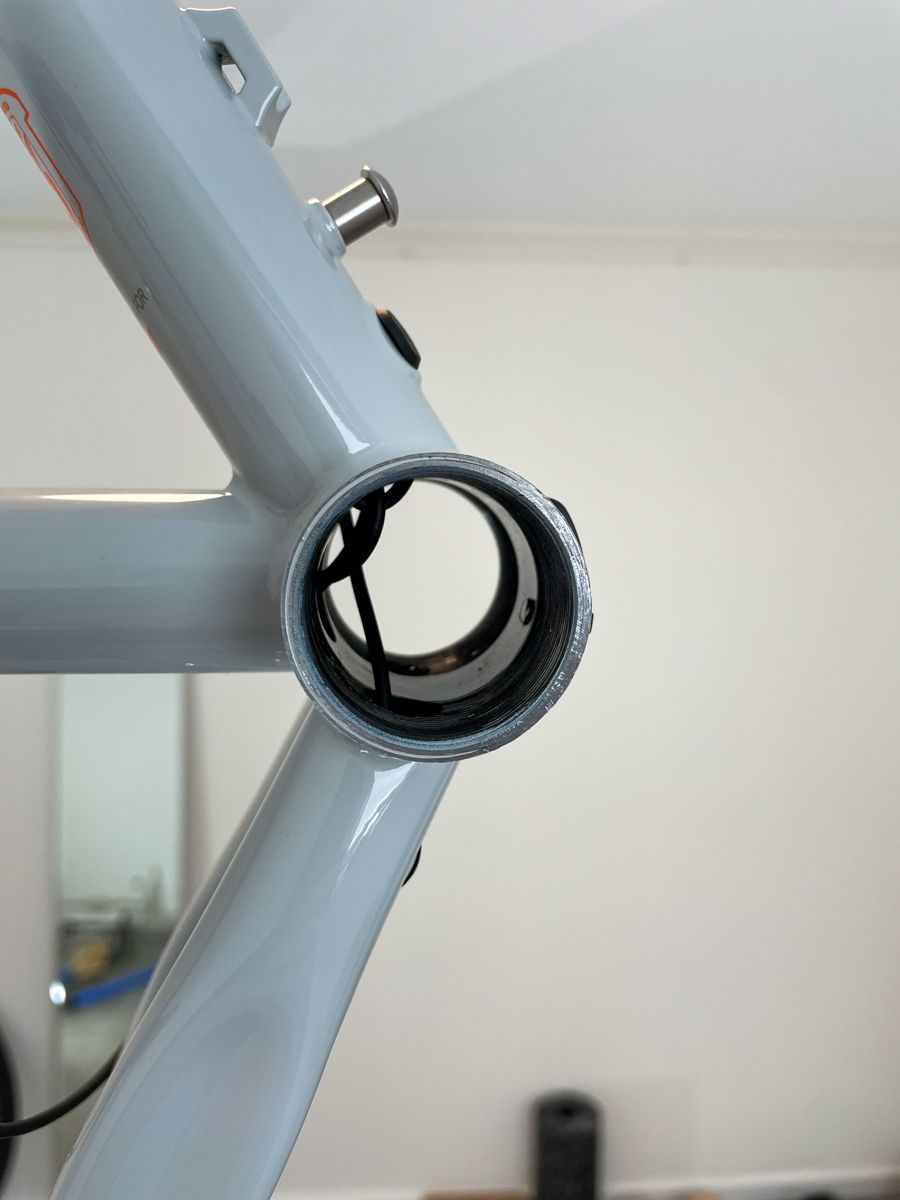 The Di2 wires tucked away in the bottom bracket shell